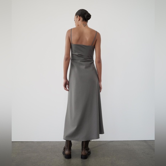 Zara ZW COLLECTION RUCHED DRESS. Khaki. Size S. New with Tags. - Picture 3 of 15